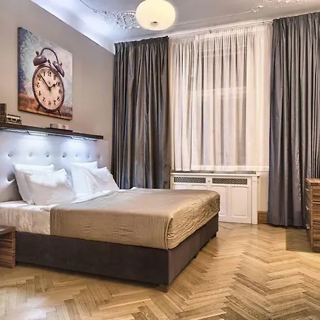 Apartman Naturos *